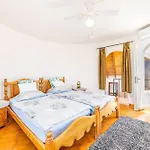 Villa Malik Mit Meerblick Und Pool